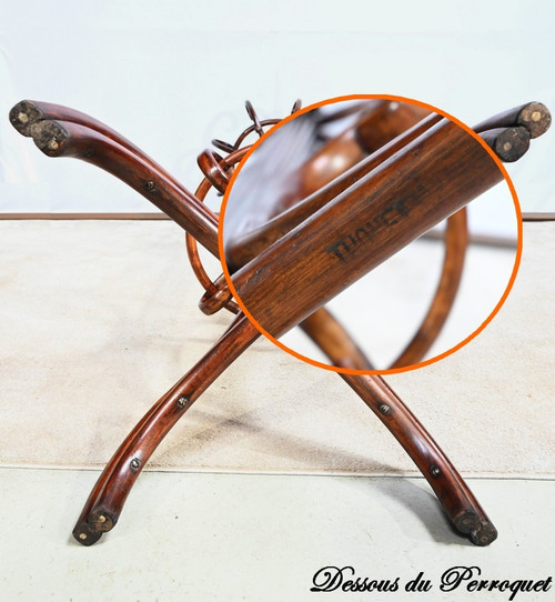 Perroquet Thonet modèle n°10.401 en Hêtre – 1ère Partie XXe