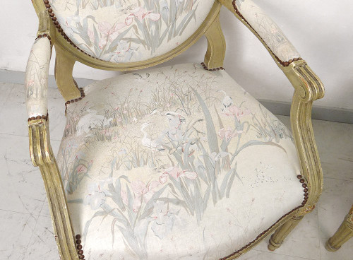 Paire Fauteuils Louis XVI à La Reine Dossier Médaillon Bois Laqué XVIIIème
