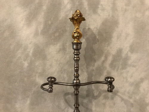 Old fireplace set in iron and bronze from the 19th century