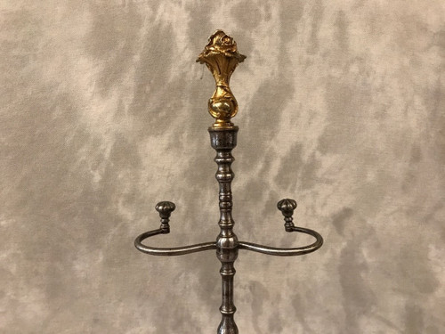 Old fireplace set in iron and bronze from the 19th century