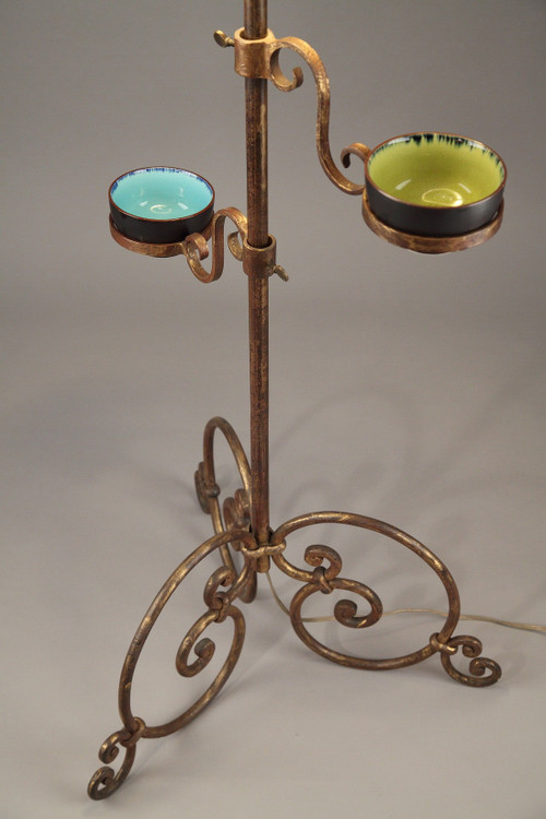 Tripod lampstand with blue ceramic figure