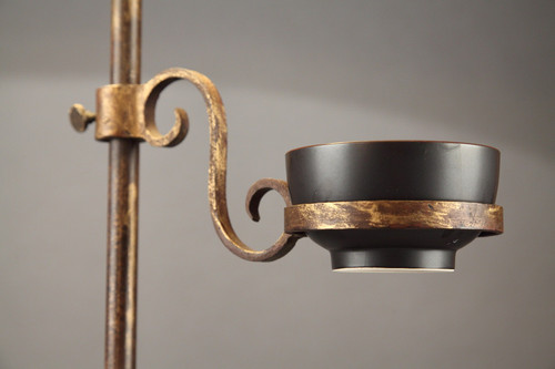 Tripod lampstand with blue ceramic figure