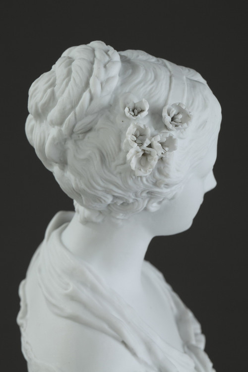 Statuetta in biscotto "Giovane ragazza con la brocca rotta", XIX secolo