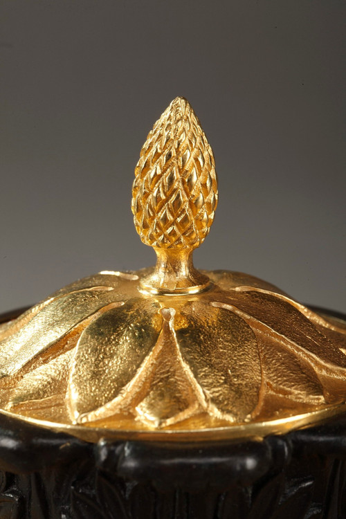 Antico scrittoio in bronzo e marmo di Siena, epoca '800