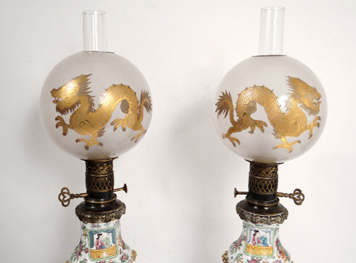 Paire Lampes Pétrole Porcelaine Canton Boule Cristal Saint-Louis Bronze 19è