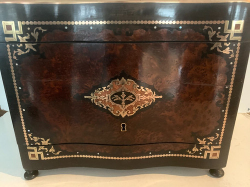 Cantina completa di liquori Boulle Scatola Napoleone III Scatola intarsiata XIX Secolo
