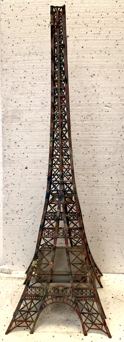Tour EIFFEL en fer plat et cornières patinées XX siècle