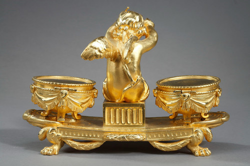 Gilt bronze inkwell, "L'Amour timbalier", Louis XVI style
