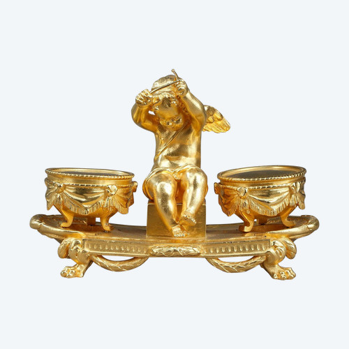 Tintenfass aus vergoldeter Bronze, „L'Amour timbalier“, Louis XVI-Stil