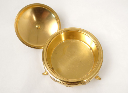 Scatola in bronzo dorato F.Barbedienne Fiori Palmette Napoleone III XIX secolo