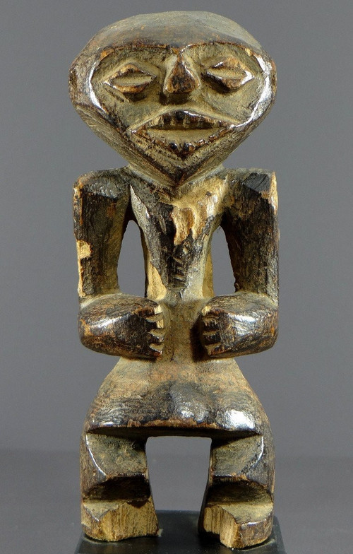 Nigeria, Mambila-Volk, erste Hälfte des 20. Jahrhunderts, Hartholzstatuette vom Typ „Tadep“.