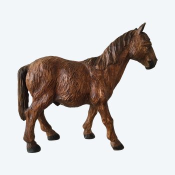 Cheval en Bois Sculpté. Travail dit de « Forêt Noire ».