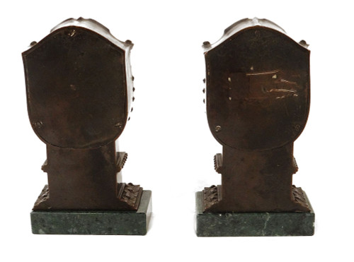 Coppia di sculture in bronzo Figure rinascimentali Navigatori d'alcova XIX secolo