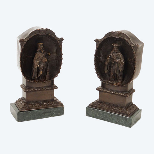 Coppia di sculture in bronzo Figure rinascimentali Navigatori d'alcova XIX secolo