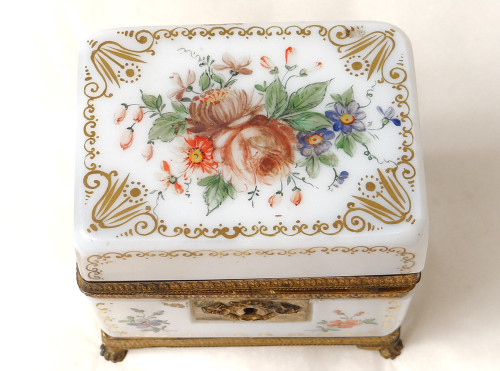 Gift Box White Opaline Gilding Flowers Golden Brass Charles X 19th
