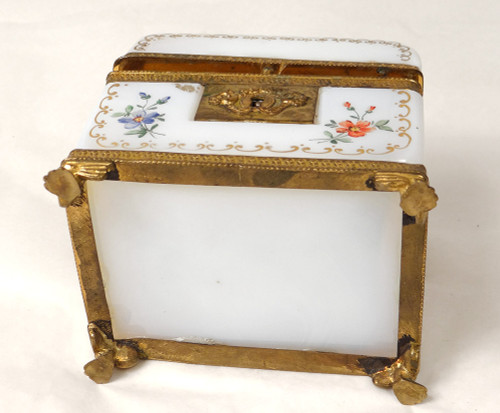 Gift Box White Opaline Gilding Flowers Golden Brass Charles X 19th