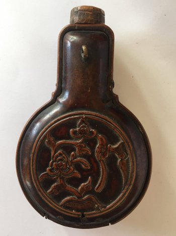 Poire à Poudre ou à tabac en Buis. Asie XIXème.