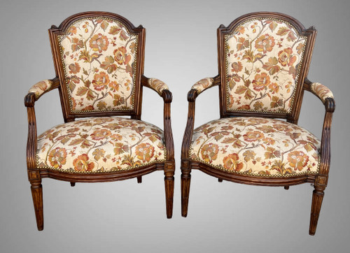 PAIRE DE FAUTEUILS XVIIIe ÉPOQUE LOUIS XVI CABRIOLET A DOSSIER BÊCHE TAPISSÉS