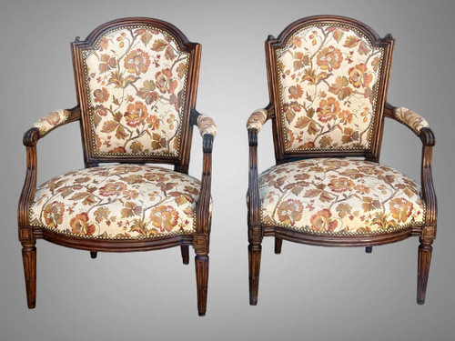PAIRE DE FAUTEUILS XVIIIe ÉPOQUE LOUIS XVI CABRIOLET A DOSSIER BÊCHE TAPISSÉS