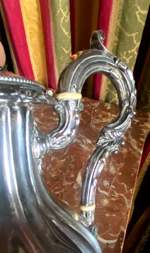 Silver teapot by Fray, hallmarked 1er Titre