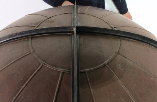 Caisson Ou Sphère à Faire Le Vide, Vacuum Arthur Pfeiffer & Analis Namur