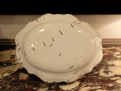 Large Hollow Dish with Chinese Decor - Lyon 18th century.