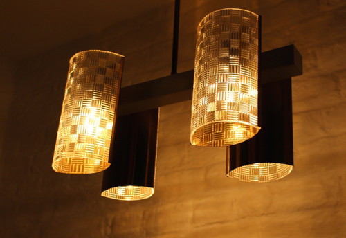 Lustre 4 Feux En Laiton Et Plexiglass.
