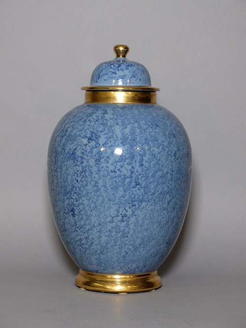 Montières - Covered pot with eagle by Guy ARNOUX
