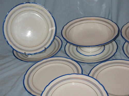 Louis XVI style Paris porcelain dessert service, 19th century