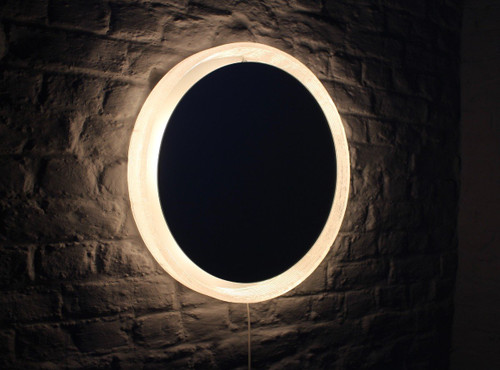 Round Illuminated Plexiglass Mirror.