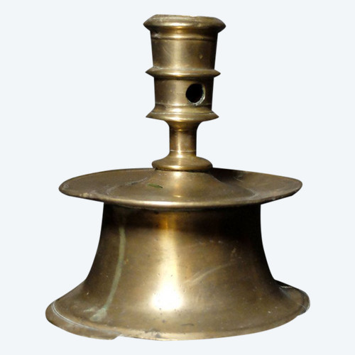 Portacandele a campana in stile gotico