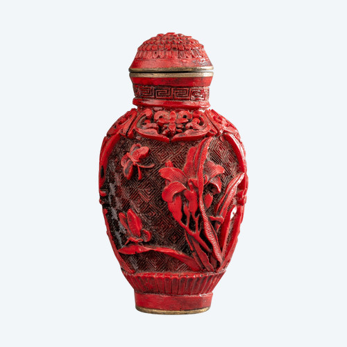 Cinnabar Lacquer Snuffbox, 19th Century