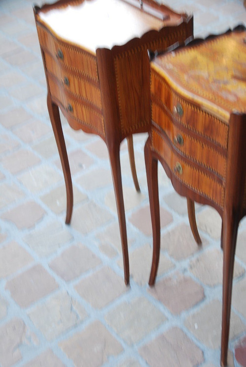 Paire De Chevets En Placage De Style Louis  XV