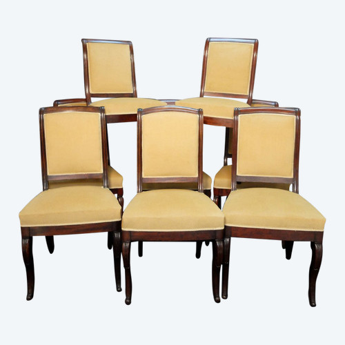 Suite de 8 chaises Restauration par Jeanselme