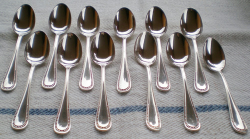 12 versilberte Espresso-/Mokkalöffel, Goldschmiedemodell Perles, Félix Frères, Toulouse