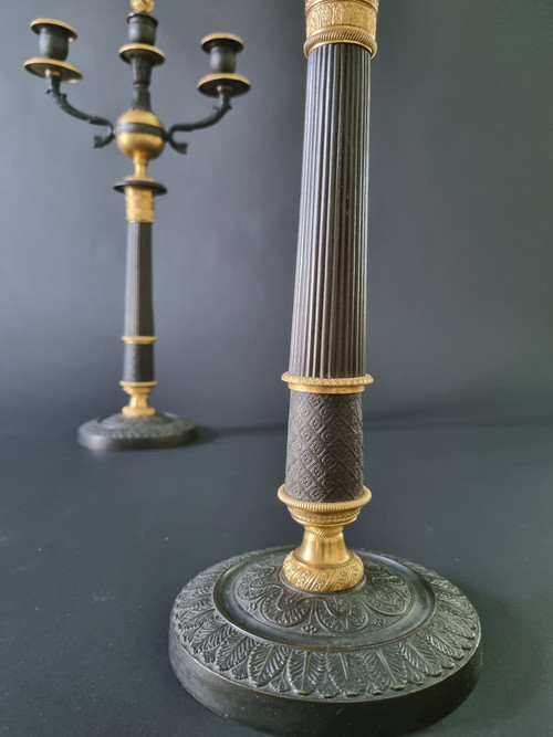 Paire De Candélabres en bronze doré et patiné d'époque Restauration. 