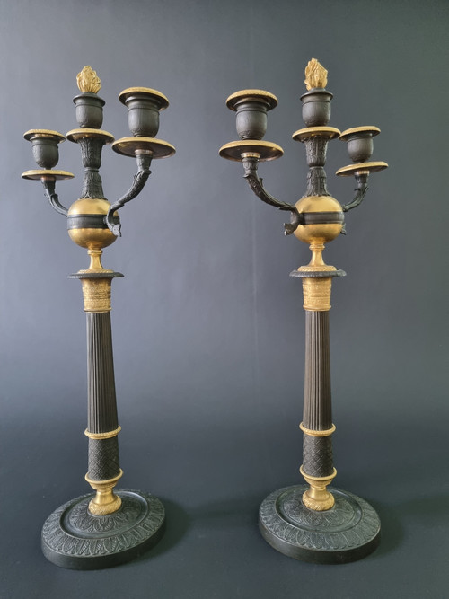 Paire De Candélabres en bronze doré et patiné d'époque Restauration. 