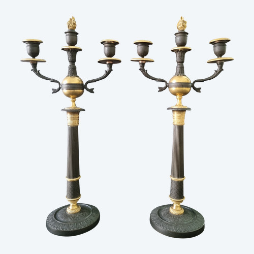 Paire De Candélabres en bronze doré et patiné d'époque Restauration. 
