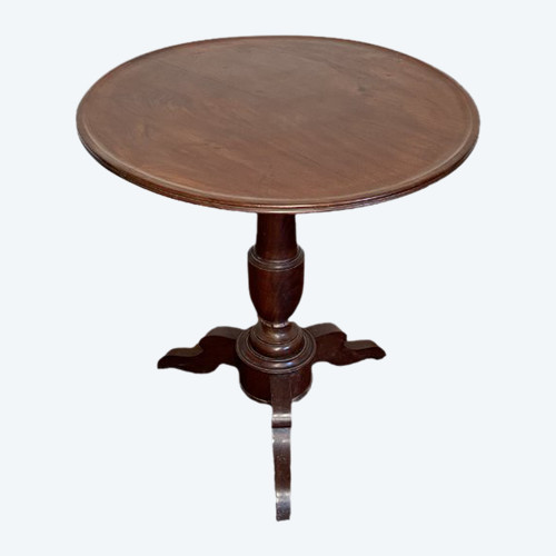 Table en bois dur 1800