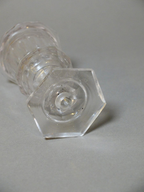 Curieuse saupoudreuse balustre