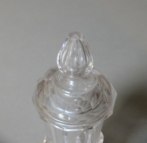 Curieuse saupoudreuse balustre