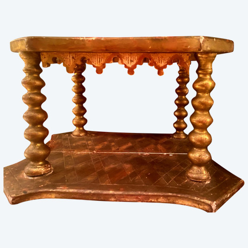 Tabor altar shelf used to place the Chalice during the Mass ritual, late 18th century