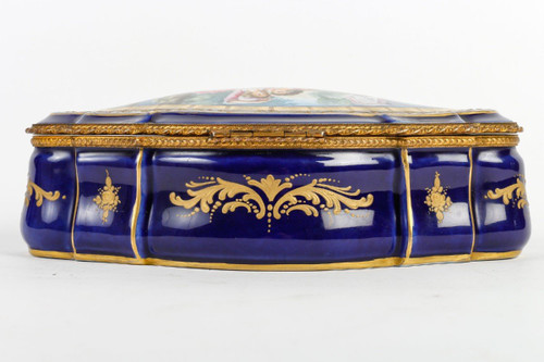 Late 19th Century Sèvres Style Porcelain Jewelry Box