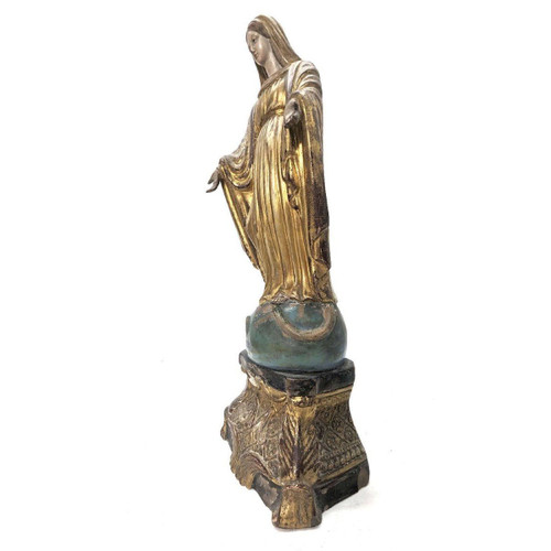 Sculpture Of The Virgin In 19th Century Gold-Gilded Terracotta