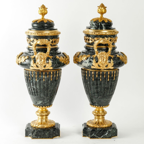 Paire De Cassolettes En Marbre Vert Et Bronze Doré  XIXème Siècle
