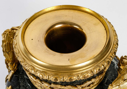 Paire De Cassolettes En Marbre Vert Et Bronze Doré  XIXème Siècle