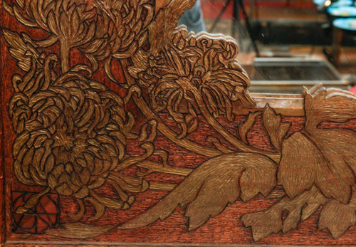 Important Art Nouveau mirror frame