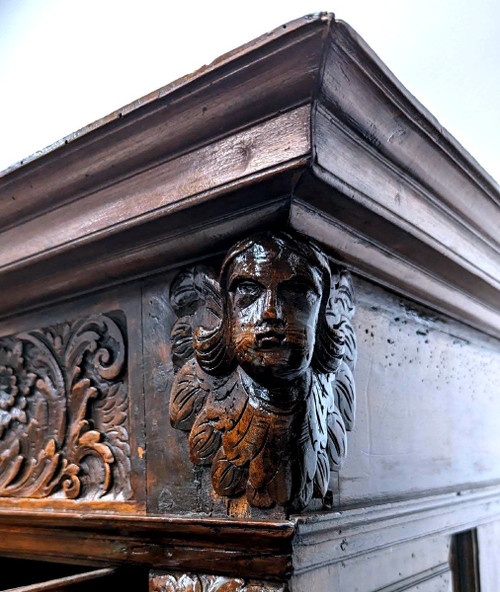 Quattro Porte in Noce del XVII Secolo con Decoro a Putti