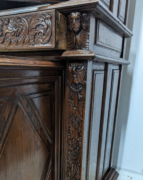 Quattro Porte in Noce del XVII Secolo con Decoro a Putti