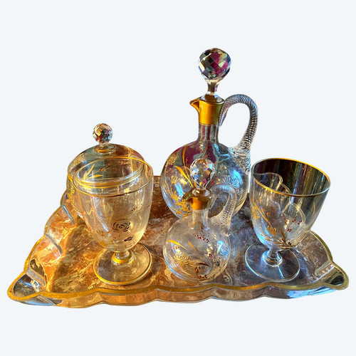 Service tête à tête  6pièces a digestif en cristal numéroté à motif en relief de fleurs dorées époque Napoléon III 